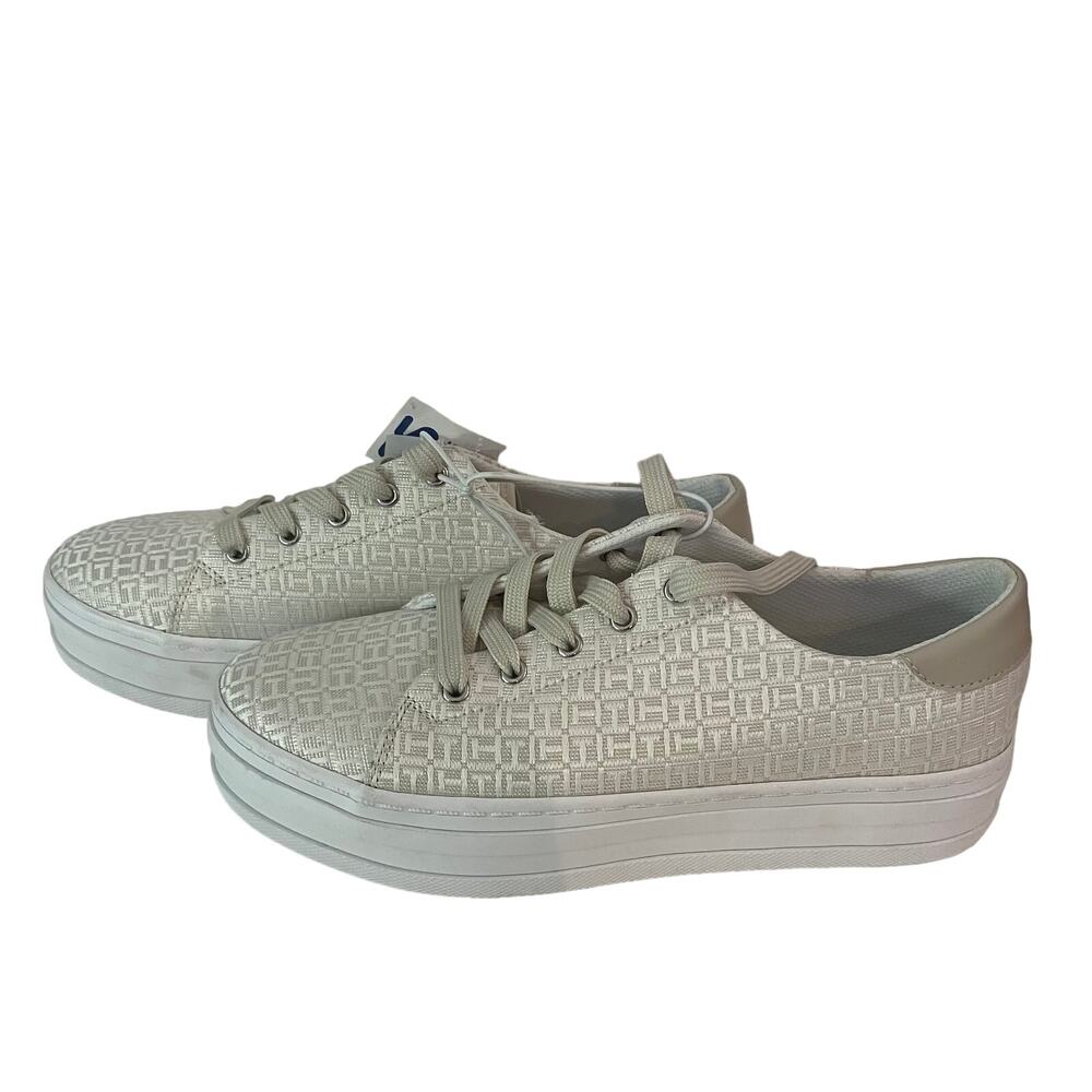 Tommy Hilfiger Women’s 8.5 Light Brown Lace Up Sneaker - New